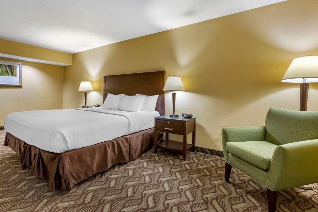 Clarion Inn & Suites, Roswell Esterno foto