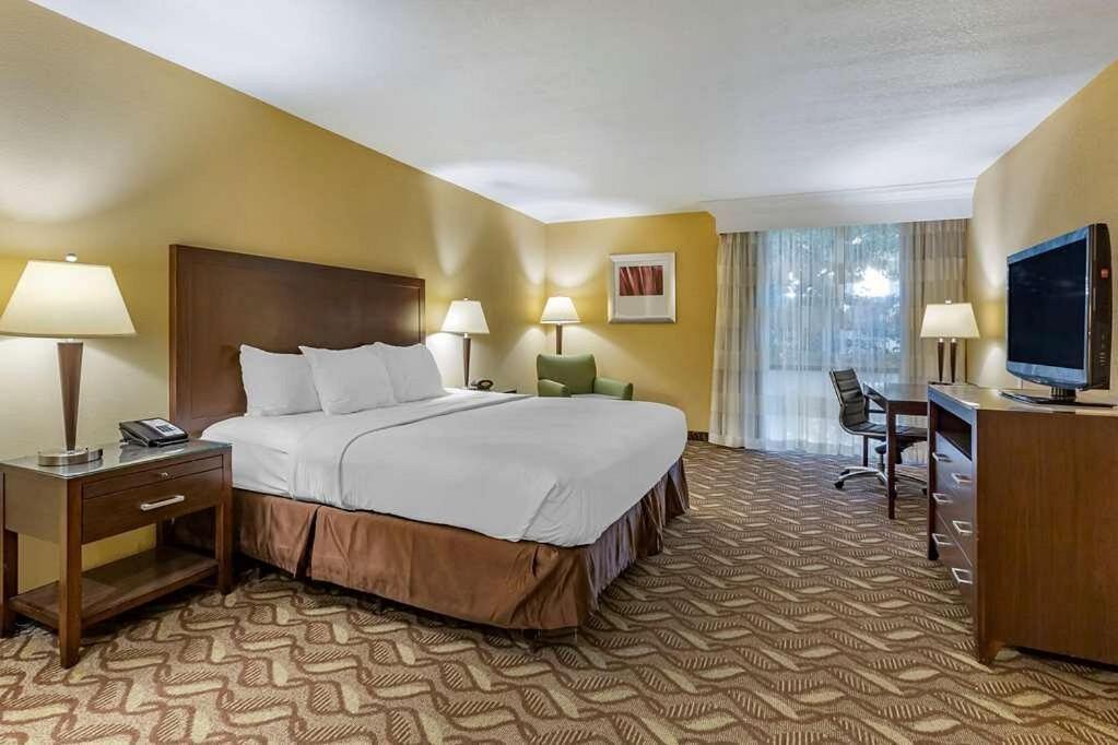 Clarion Inn & Suites, Roswell Esterno foto